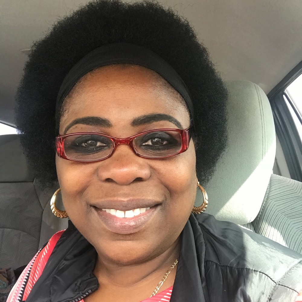Meet your Posher, Andrea